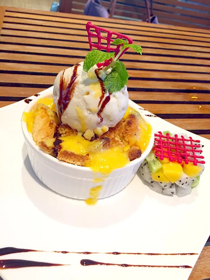 Apple crumble ❤️|Fai Atittaya Boonwannaさん