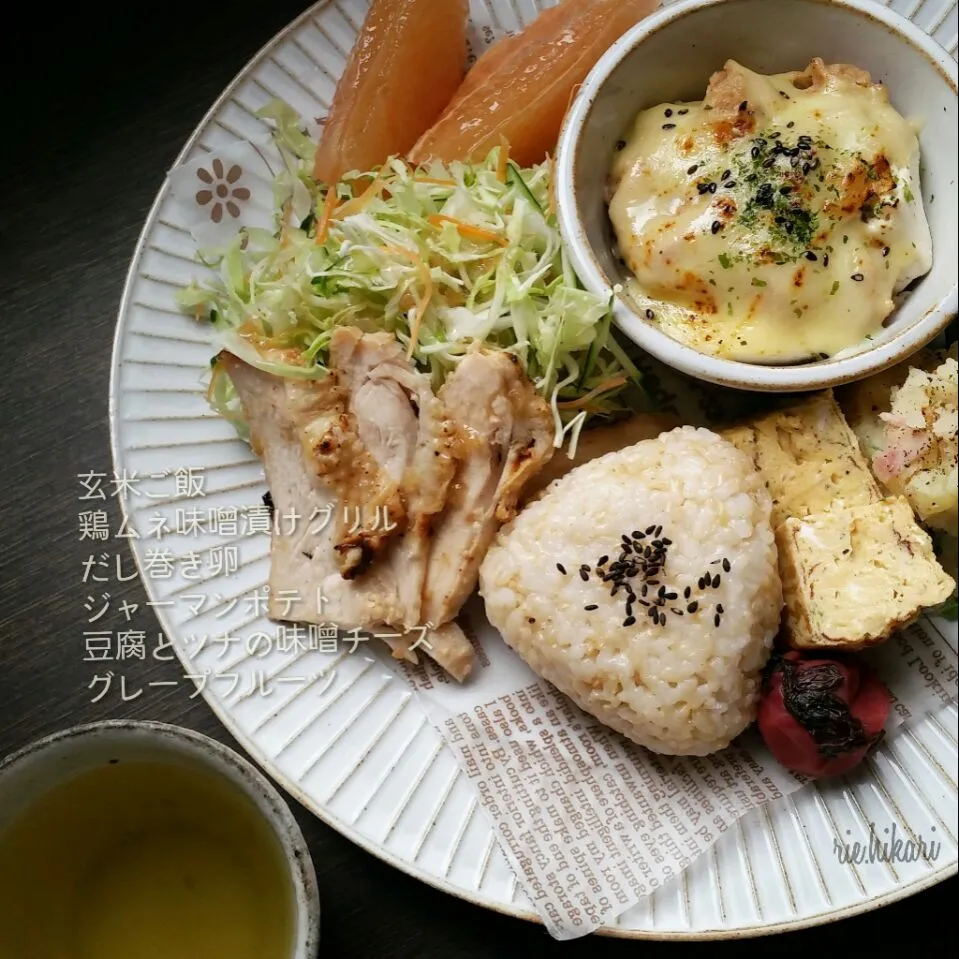 雨の日、残り物で朝ごはん🙆☔|ひかりママさん