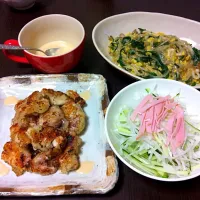 Snapdishの料理写真:鶏肉の黒胡椒炒め〜マヨネーズソースがけ〜・ニラ玉もやしのあんかけ|mainoheさん