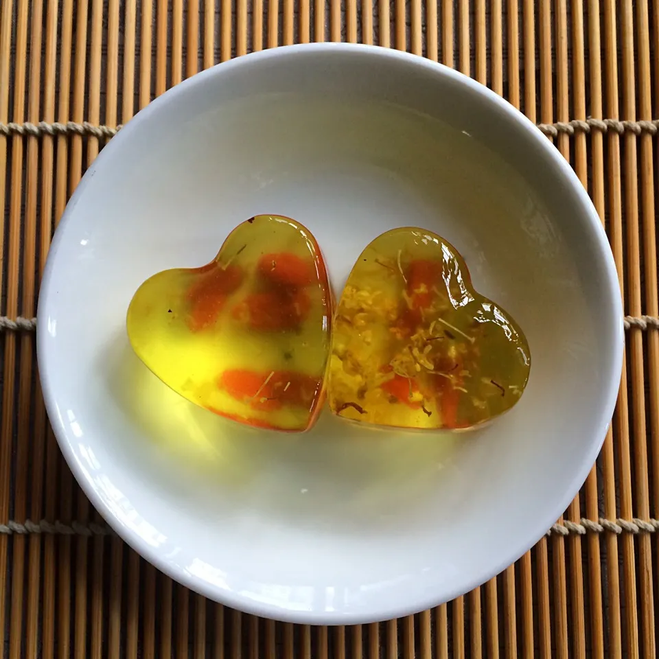 Snapdishの料理写真:Osmanthus & wolfberries jelly|Trish Wongさん