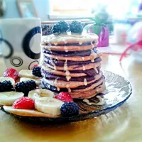 Vegan pancakes with homemade chocolate mousse
Is it legal to marry food? Because I want to get this pancake tower as my husband ♥ 

 #veganfood #pancakes #choco|Vanessa Weixlbraunさん