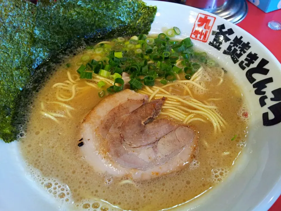 Snapdishの料理写真:がっとんのラーメン☆|けんさん