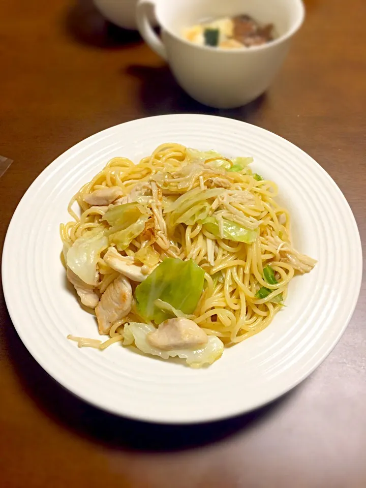 Snapdishの料理写真:鶏とキャベツの和風スパゲッティ|Ricoさん