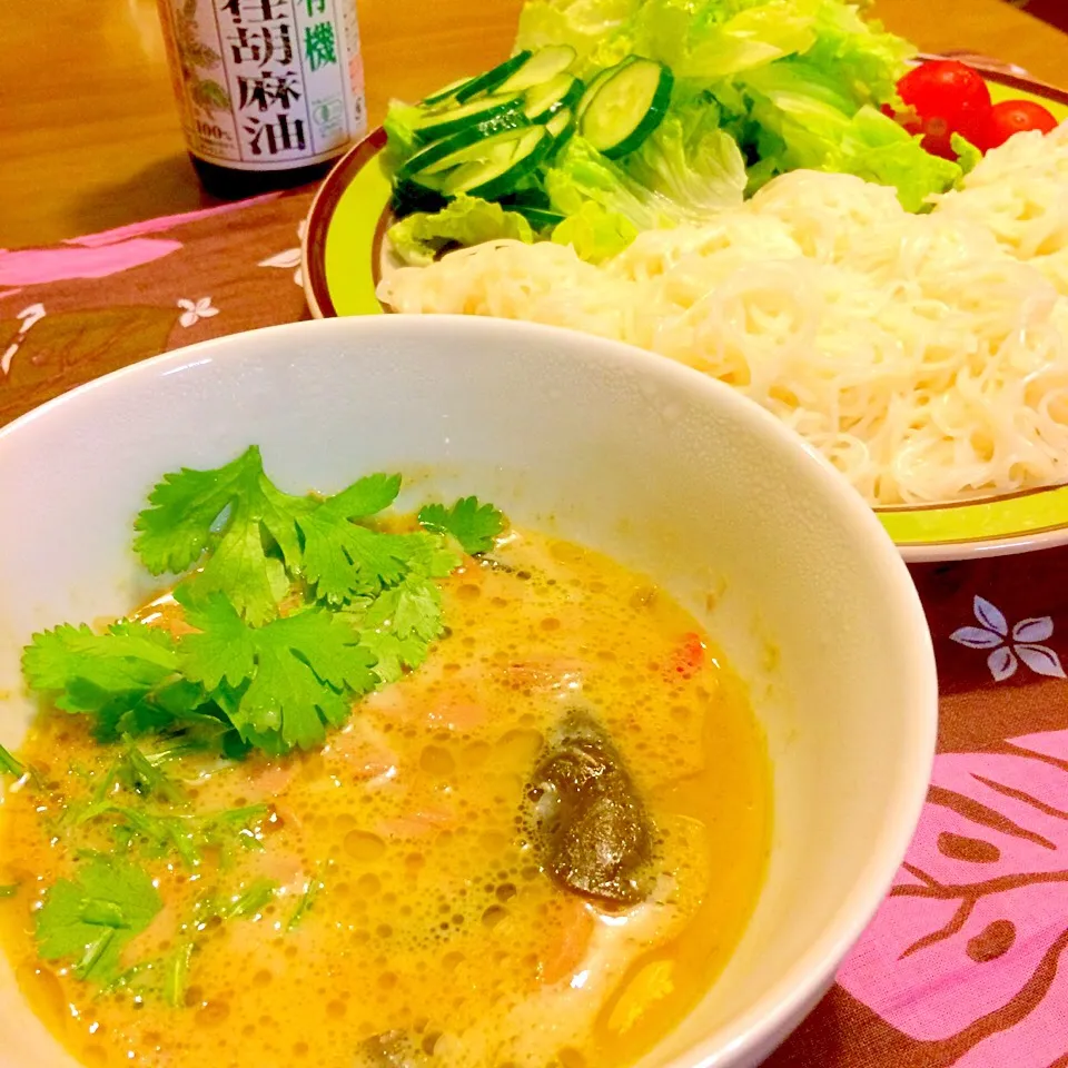 カレーそうめんで夕食🍜🍜|かずみさん