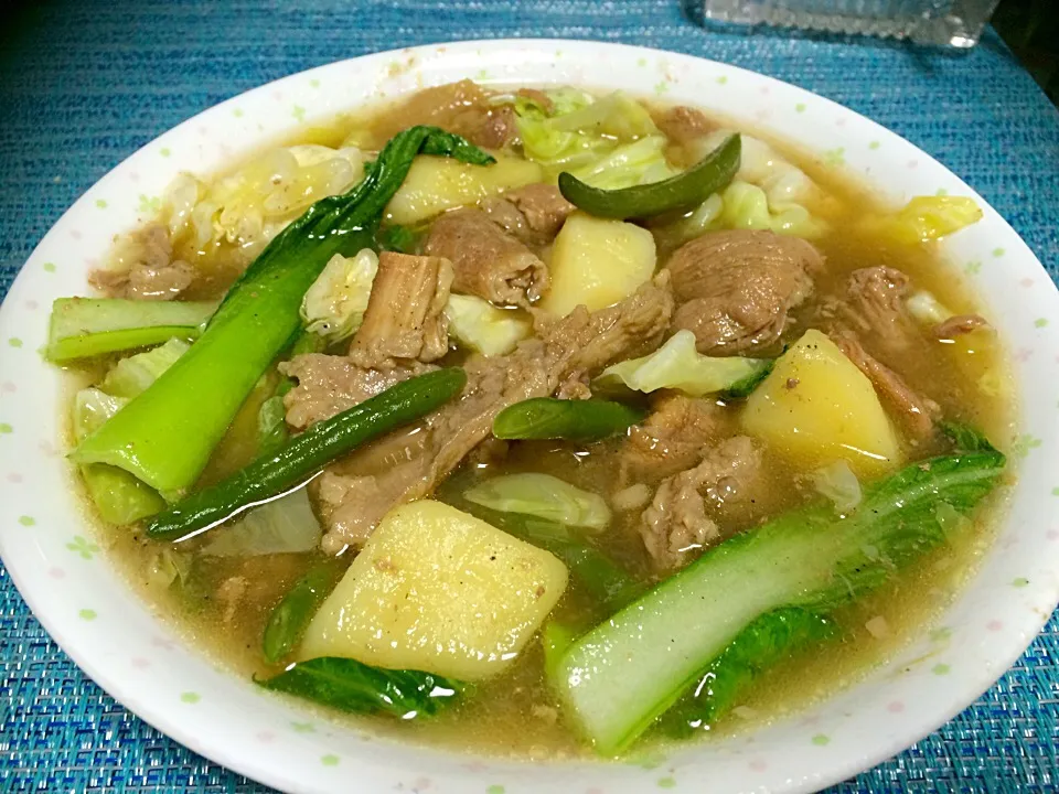 "Nilagang Litid ng Baka"(braised beef tendon w/ potatoes & veggies)|Ca Ke Ryさん