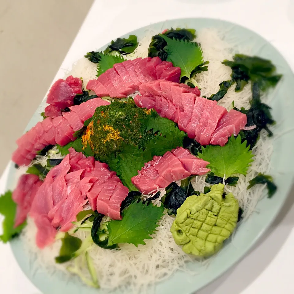 Snapdishの料理写真:マグロ造り|Kana Miyagawaさん