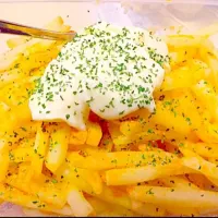 Cheese Turmeric Fries|Nina Kinessa Htutさん