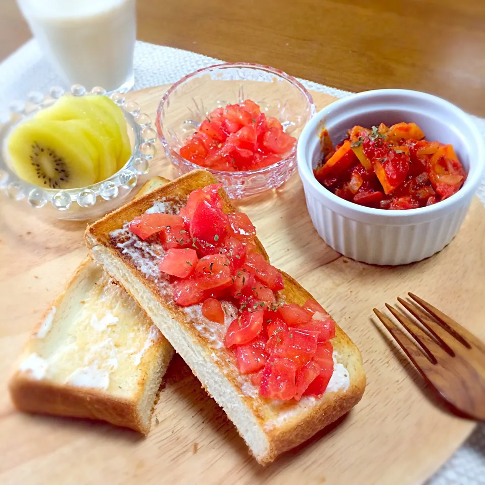 夏野菜たっぷり朝食♡|🍎ゆかりんご🍎さん