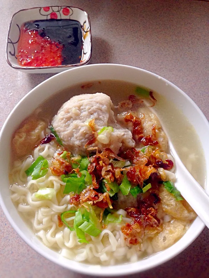 Snapdishの料理写真:Bakso sapi 😋|NoVi ArIniさん