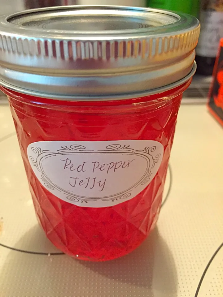 Snapdishの料理写真:Red pepper jelly|lauren shannonさん