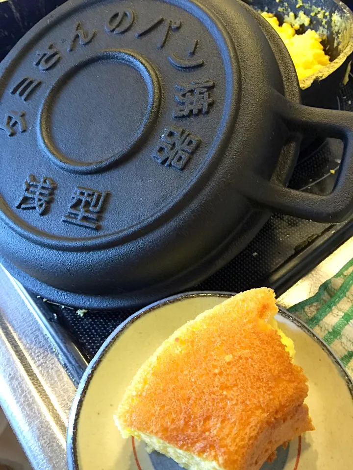 Snapdishの料理写真:今日のおやつはぐりとぐらのカステラ風パンケーキ|高村幹子さん