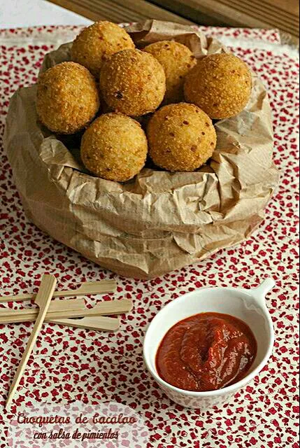 cod croquettes with bell pepper sauce|erreta (euskadi)さん