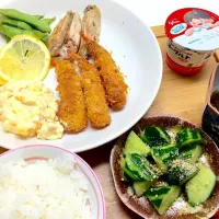 Snapdishの料理写真:海老フライ定食|Kaai Yoshidaさん