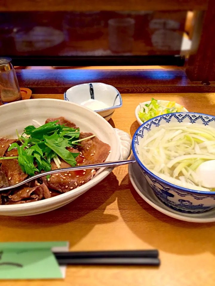 牛タン丼定食！(^O^)|rikuさん