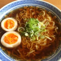 Snapdishの料理写真:醤油ラーメン|miyusunさん