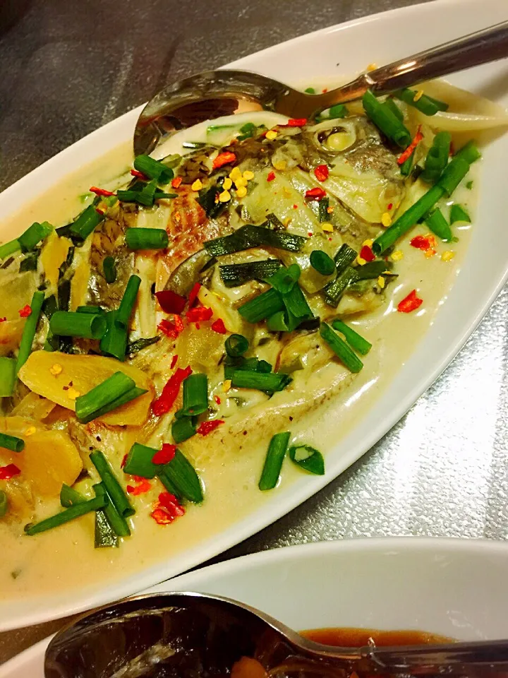 Snapdishの料理写真:Tilapia in Coconut milk|Laarni Nabongさん