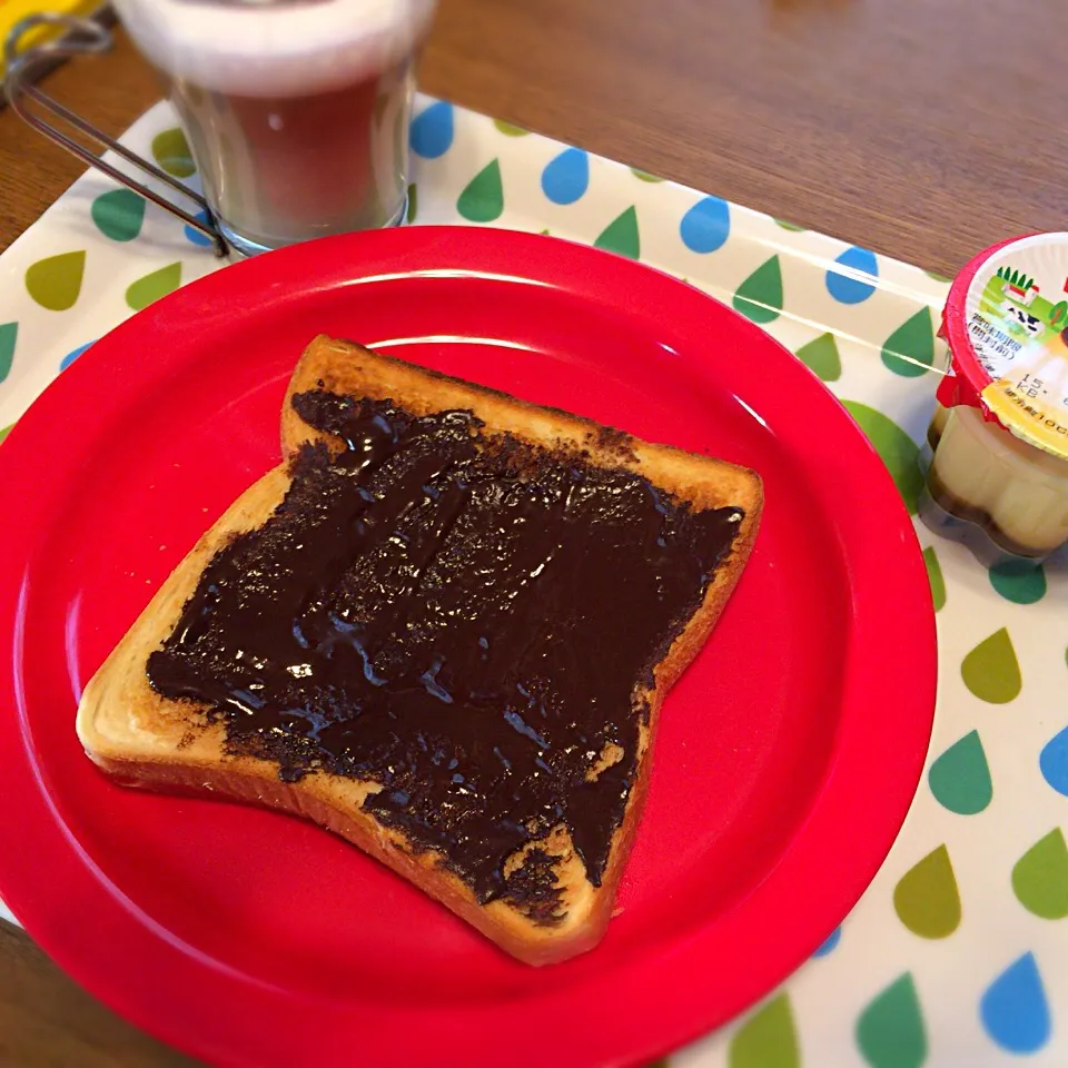 Snapdishの料理写真:チョコクリームトースト プリン カフェラテ|さるさん