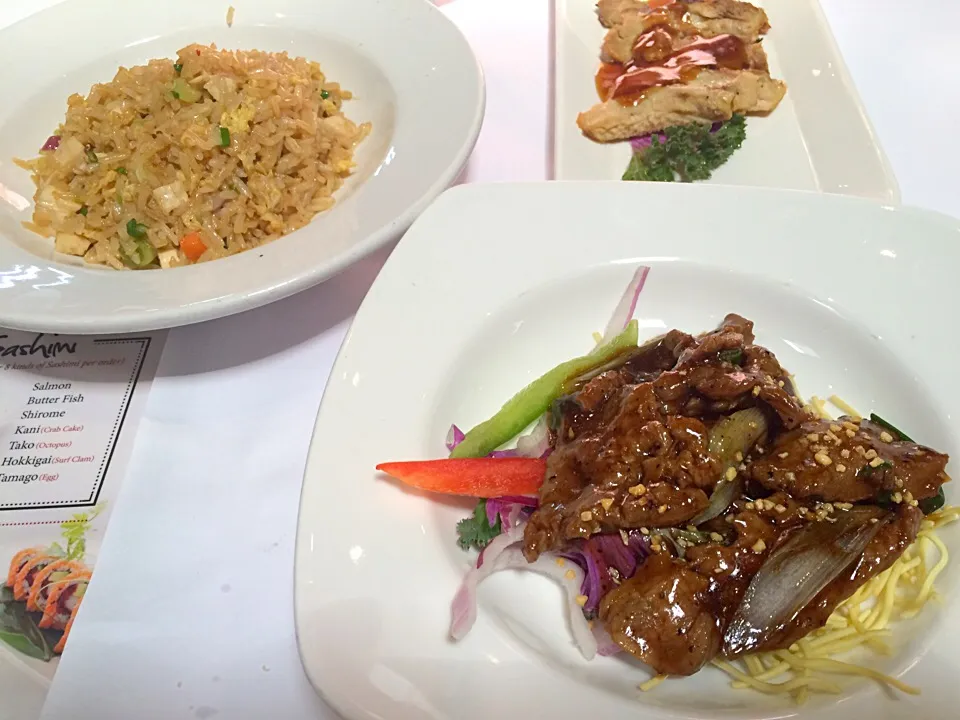 Garlic Beef, Fried Rice, Teriyaki Chicken|Milka Papricaさん