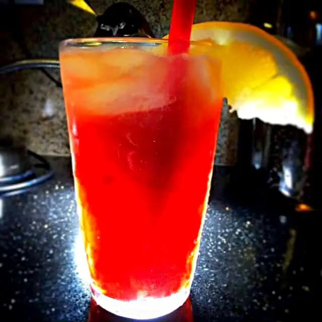 pomegranate sea breeze drink|CHUENCHAIさん