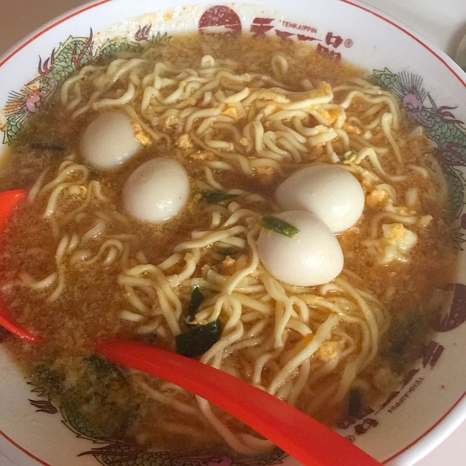 Snapdishの料理写真:マルちゃん製麺醤油味(◍•ڡ•◍)❤|いつみさん