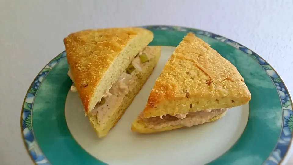 tuna sandwich
 #tuna
 #sandwich|Najeskaさん