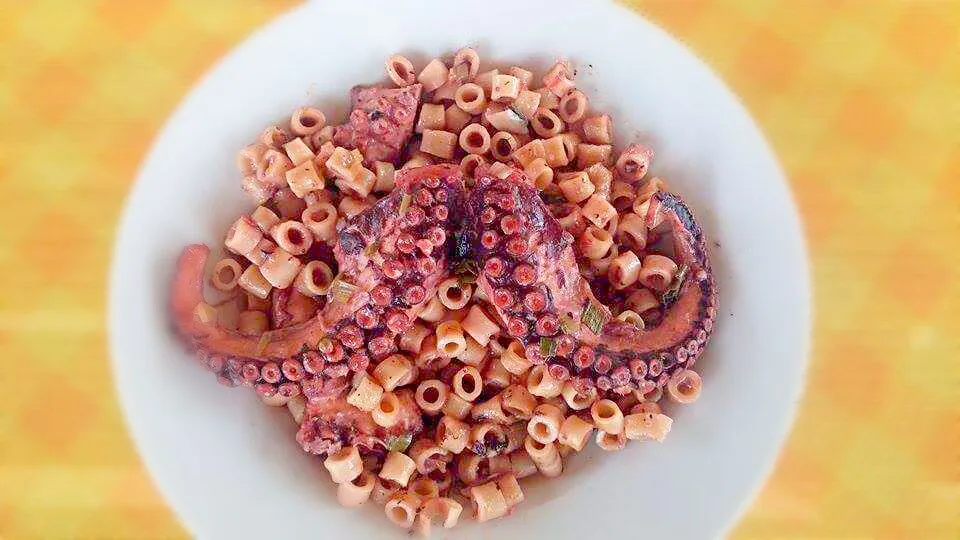 Pasta with octopus!"Like a sir"🎩🐙🐙|Gina Tさん