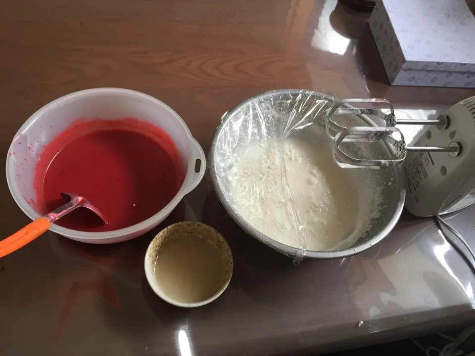 Strawberry & Raspberry mousse mixture|joさん