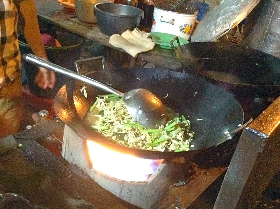 Bakmie Goreng|Bambang Budiono Tjioさん