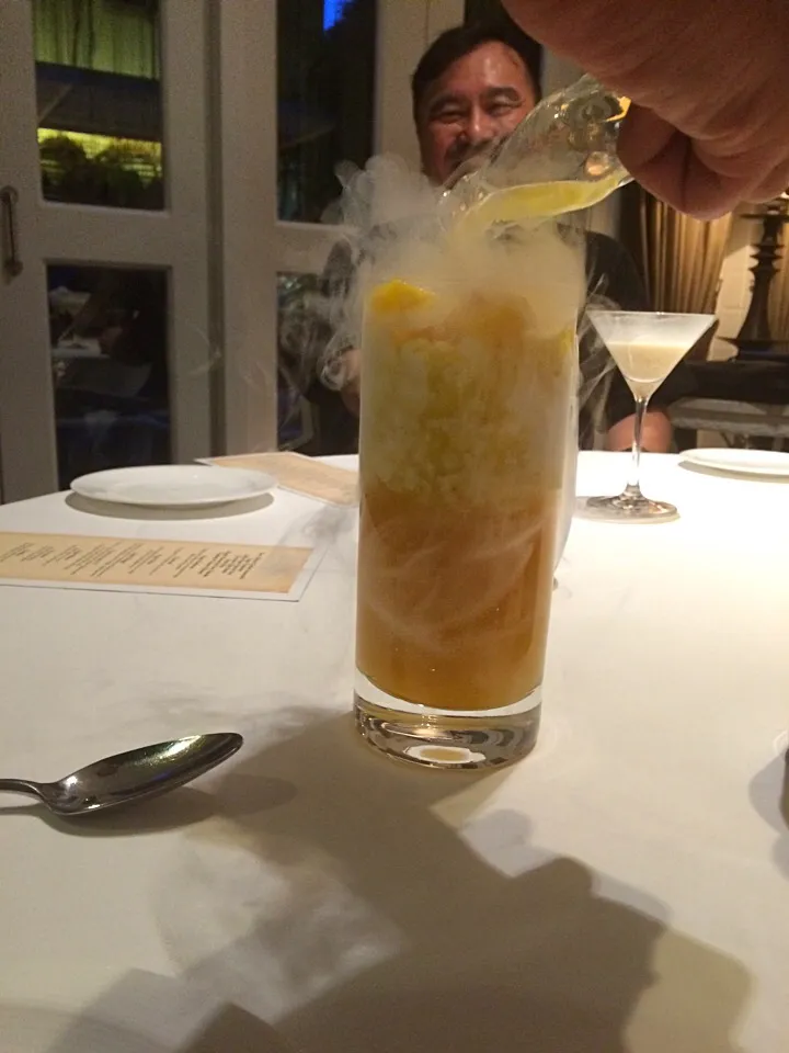 Mango mocktail|Ong Sor Fernさん