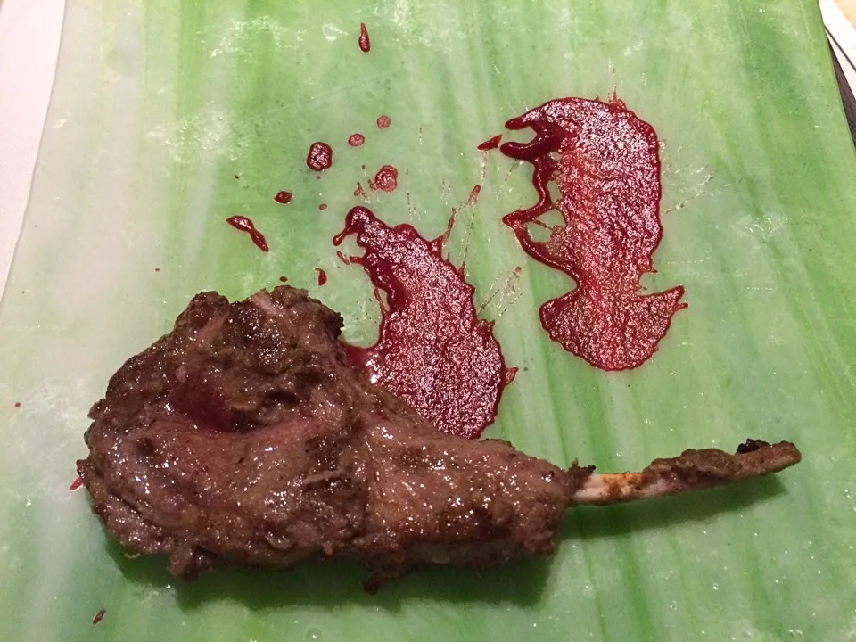 Snapdishの料理写真:Who killed the goat - sous vide lamb chop with cranberry sauce|Ong Sor Fernさん