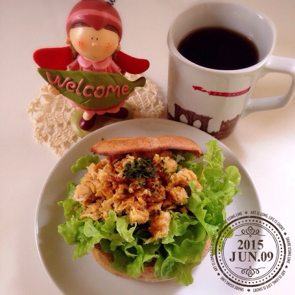 卵焼き＆クリームチーズベーグルサンド❤︎焼き鳥のたれ味|Makinsさん