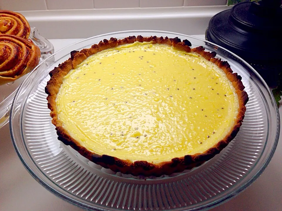 Snapdishの料理写真:Cheese & Golden Kiwi Curd Tart in Grain-Free Shell|Bryannah Cintronさん