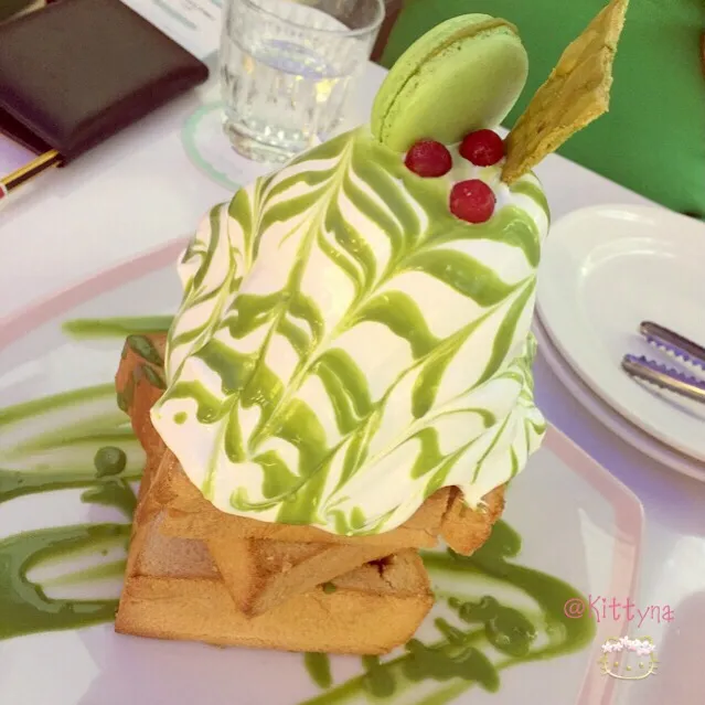 🍴Matcha w Azuki Beans Honey Toast💚✨|🎀Kittyna🌸さん