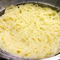 重曹×素麺=ツルツルモチモチ