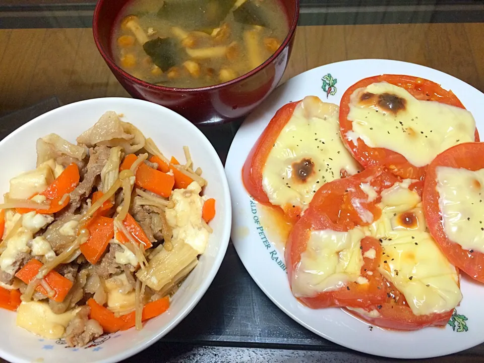 肉豆腐 トマトのチーズ焼き|えりさん