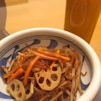 Snapdishの料理写真:ヘルシーきんぴら|ゆかりんさん