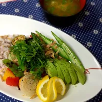 のっちゃんさんの料理 ベジタブルナンプラー丼|ゆっこさん