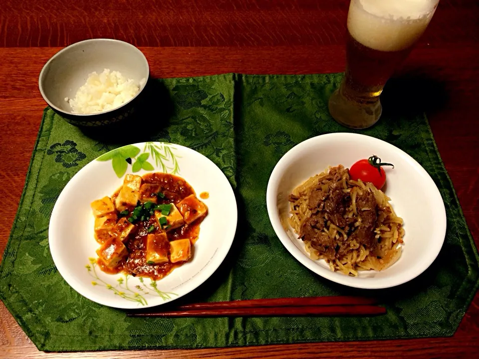 Snapdishの料理写真:生麺焼きそば入りプルコギ 麻婆豆腐 ビール|Ａｋａｒｉ♡さん