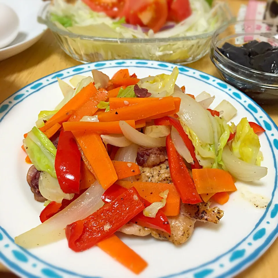 鶏トロと鶏ハツと野菜の炒め物|りんごっちさん