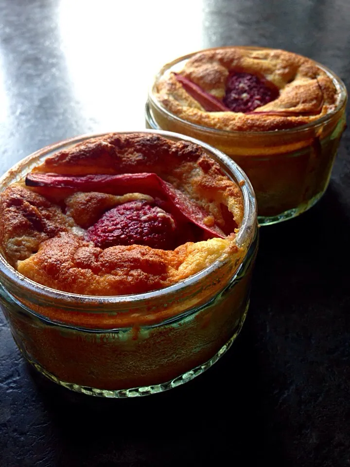 Rhubarb and raspberry soufflé|Aliceさん