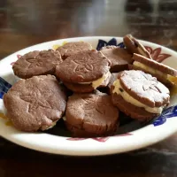 Snapdishの料理写真:home made oreos|robinさん