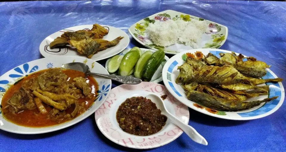 Snapdishの料理写真:Malay Lunch Set|FooDin'sさん