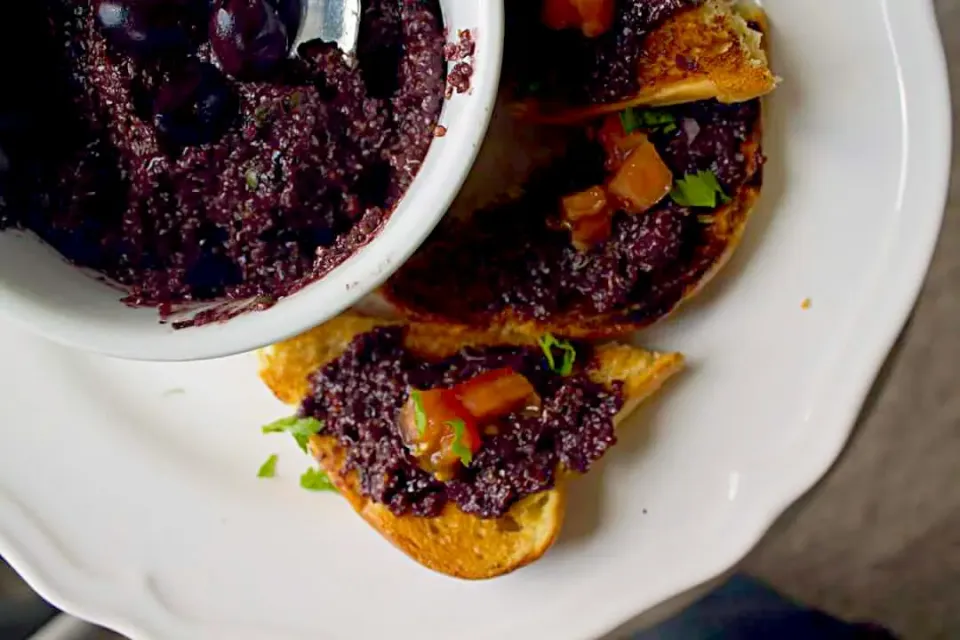 Red Quinoa Olive Tapenade|lisaさん