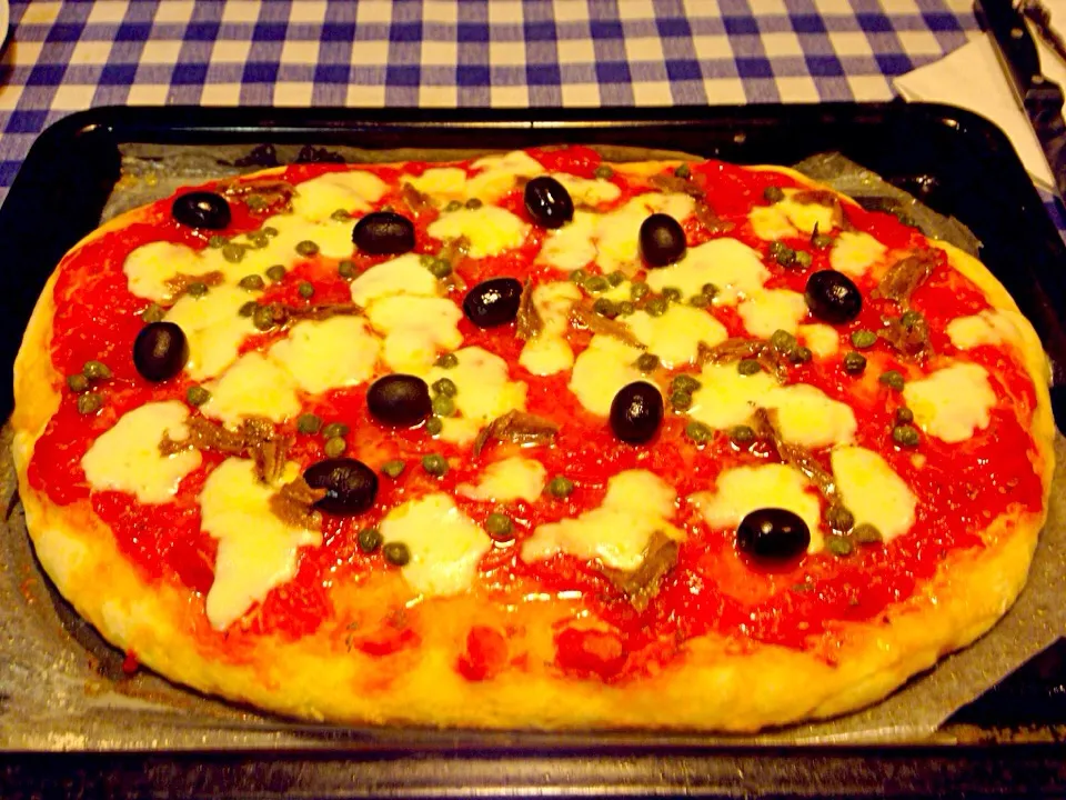 Snapdishの料理写真:Pizza Napoletana Casalingha|Fabio  Palmieriさん