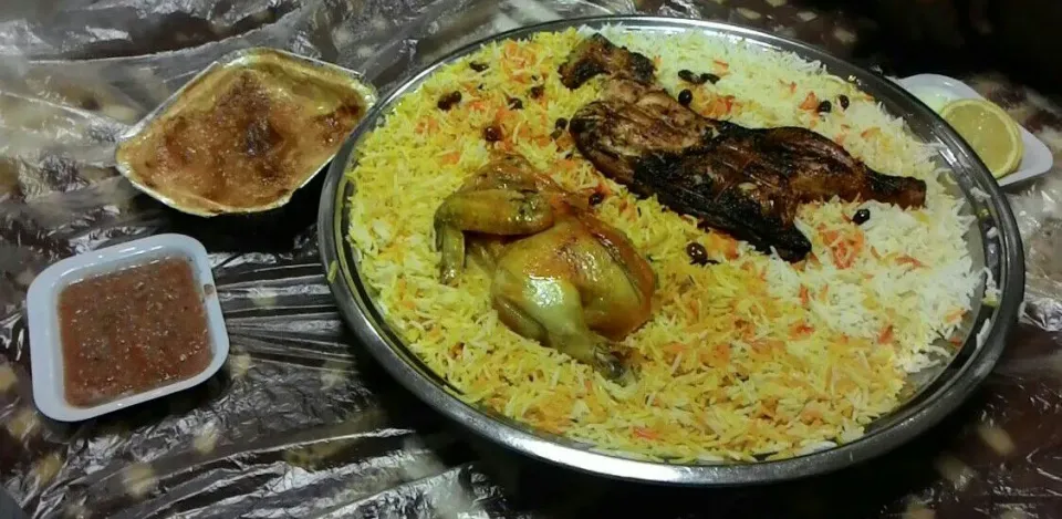 Snapdishの料理写真:Nasi Arab -  Ruz ala Fahm|FooDin'sさん