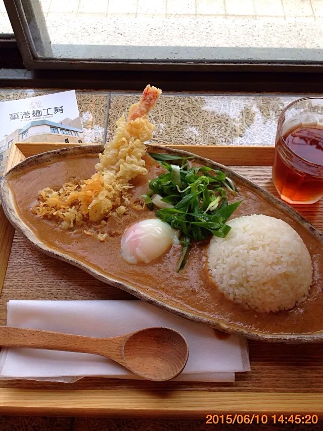 築港麺工房の薬膳カレー|カリヤ レイイチロウ。さん