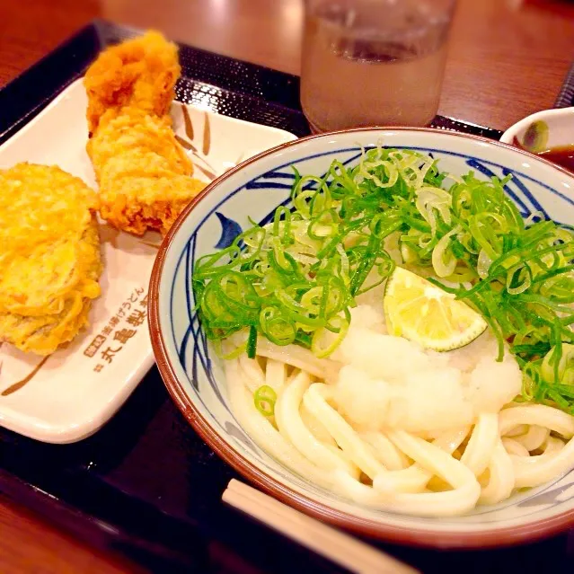 おろし醤油うどん+かしわ天&さつまいも天|ヒロリンさん