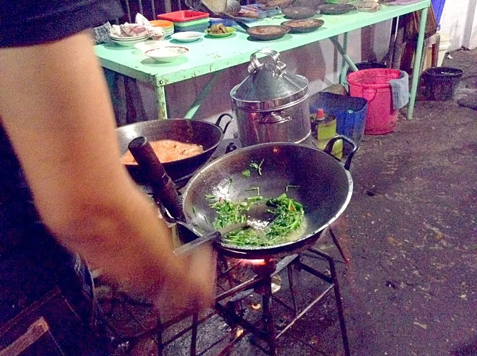 Kangkung Cah|Bambang Budiono Tjioさん