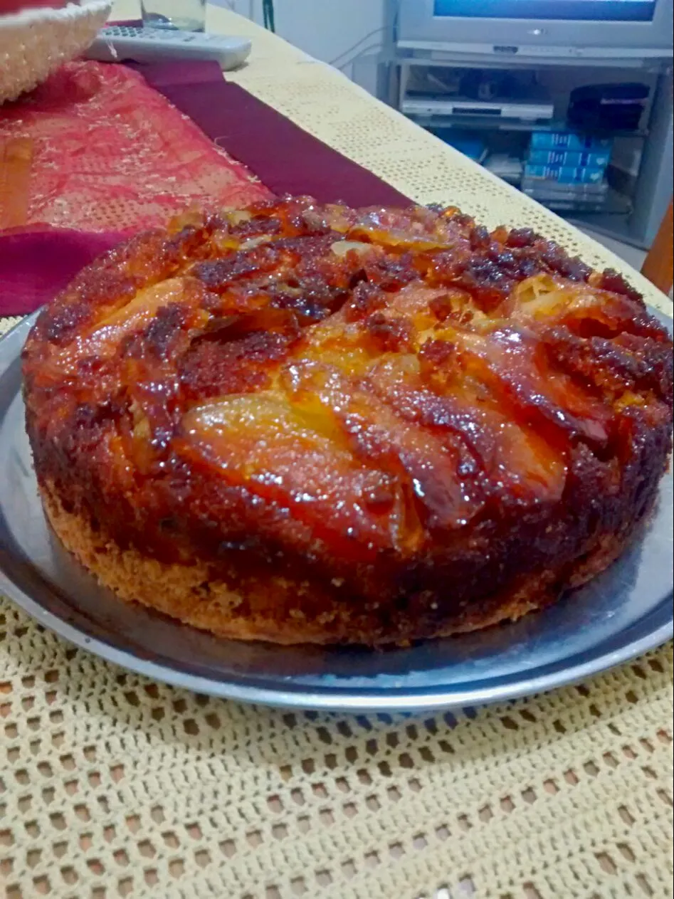 Torta invertida de manzana #Applecake 🍏|Victoria Noriegaさん