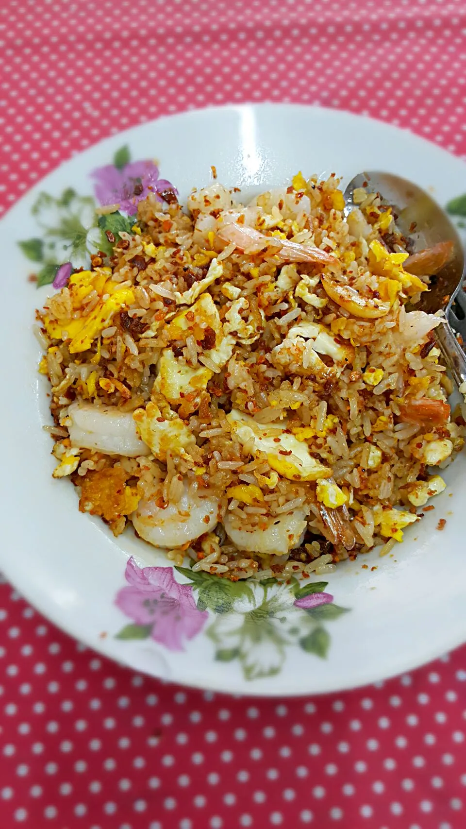 Snapdishの料理写真:mama shrimp friedrice|Fai Watcharaさん